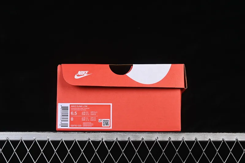 All categories Nk SB Dunk series Nk SB Dunk Low low-top sneakers Nike SB Dunk Low Year of the Horse limited low-top casual sneakers IQ9793-020